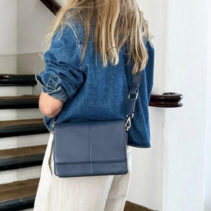 TREATS - Carrie Lavish Navy veski