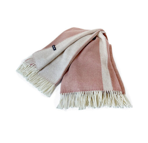 Arfur ullarteppi - pink/white