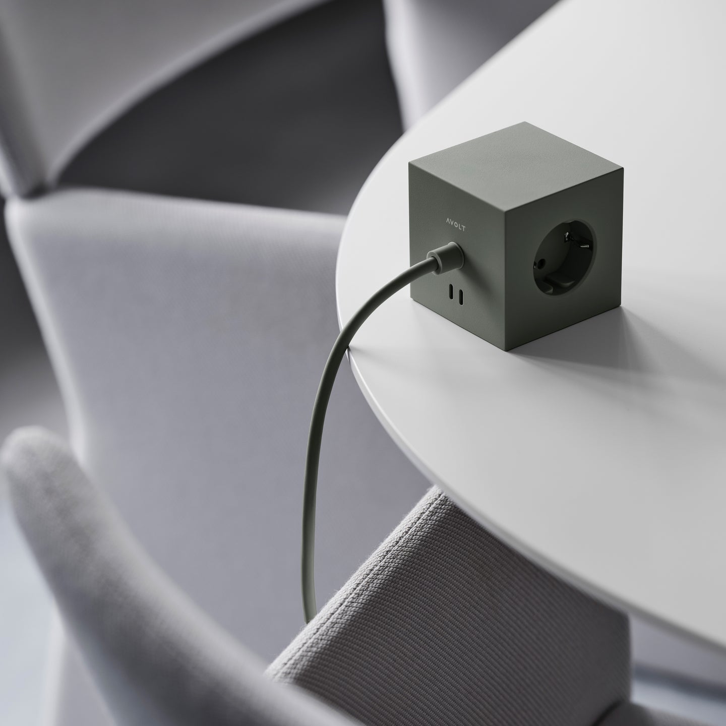SQUARE 1 (USB C) – EIKAR GRÆNN
