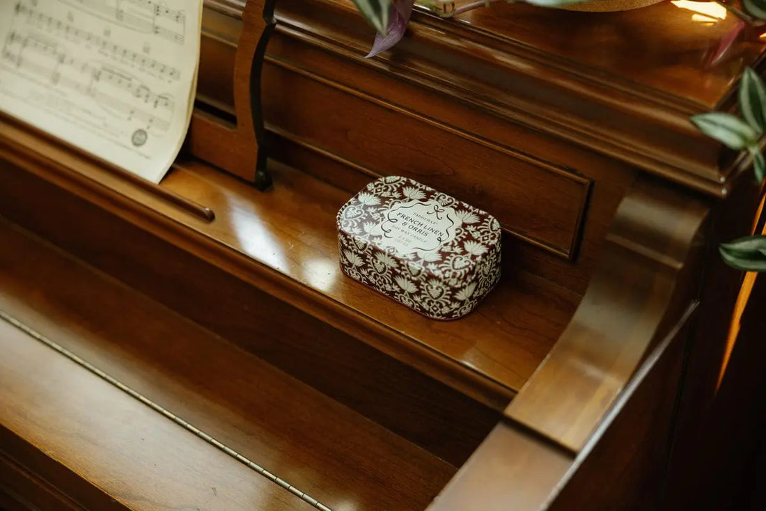 Chérie Tin - French Linen & Orris