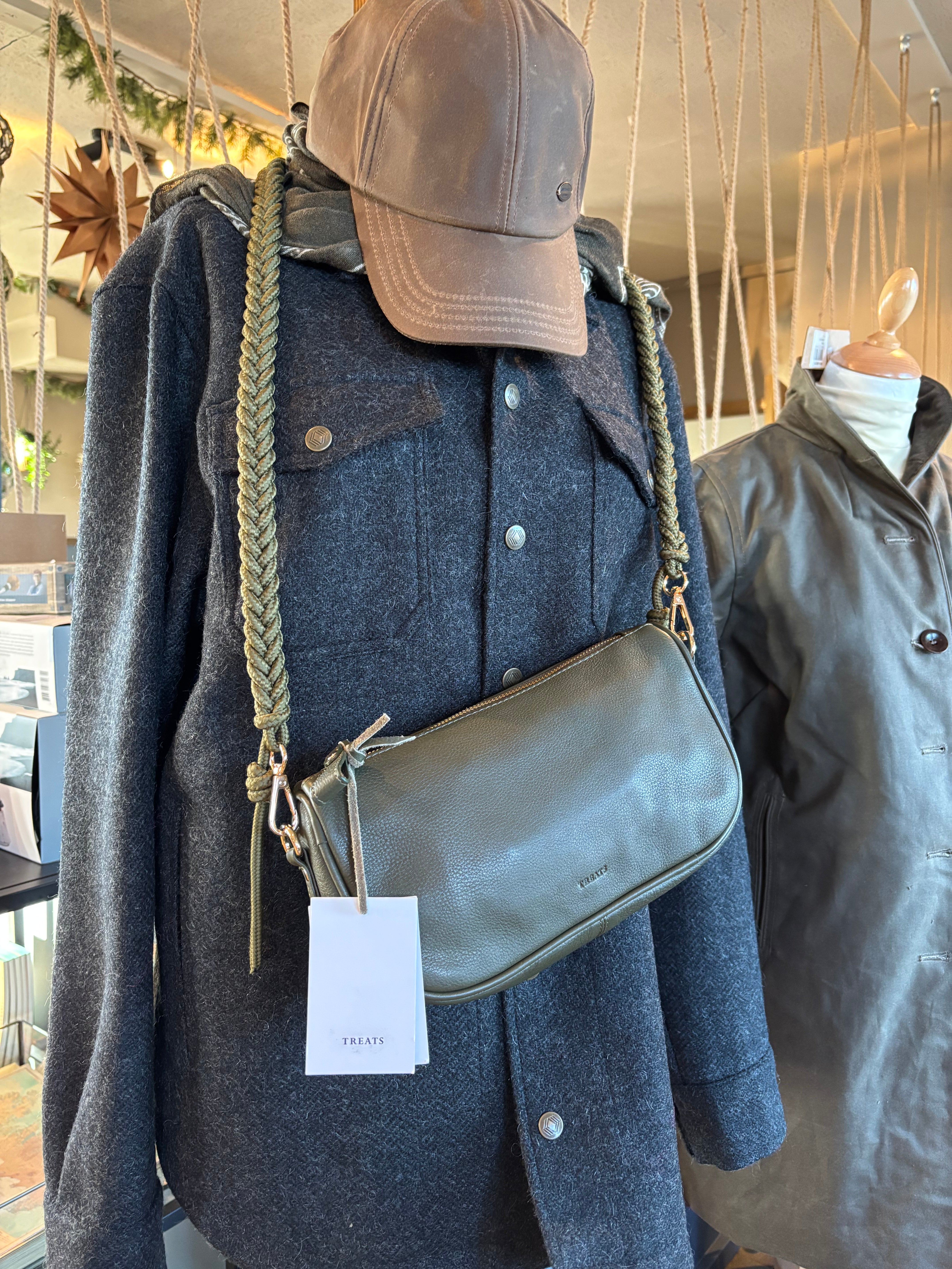 TREATS - Lotus Flora green veski