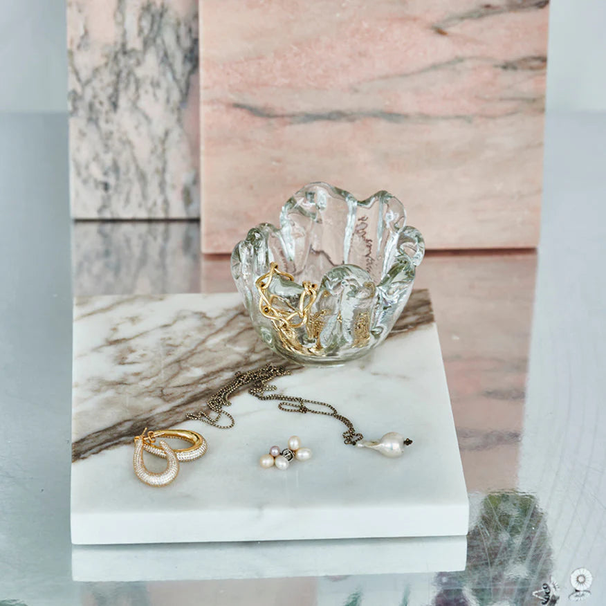 FÓLK - Lava skálin