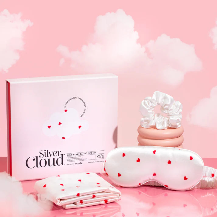 Silver Cloud Satín silki gjafasett - Hjörtu