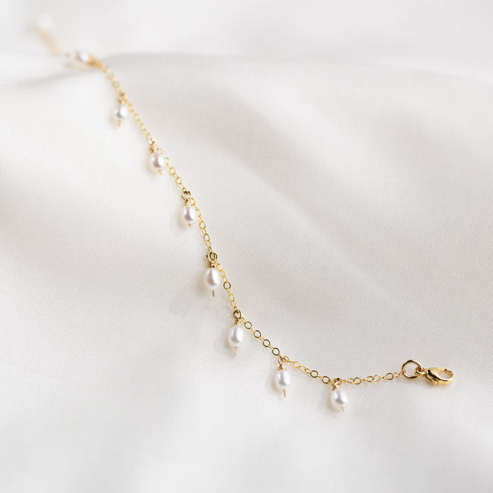 Teardrop Pearl Bracelet