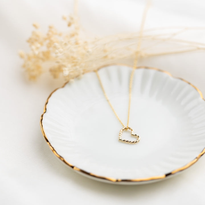 Sweatheart Necklace