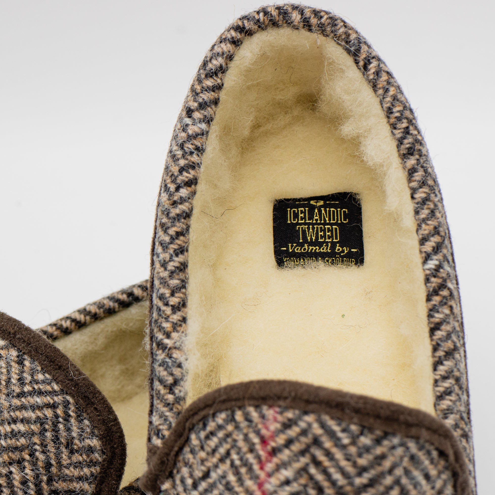 K&S Icelandic Tweed - Inniskór - Dilkur