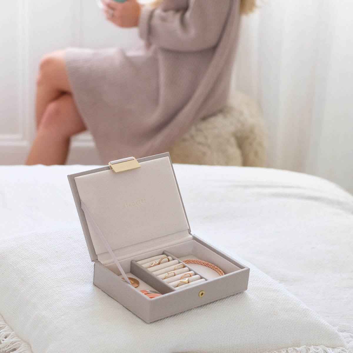 Mini skartgripaskrín með loki - Taupe