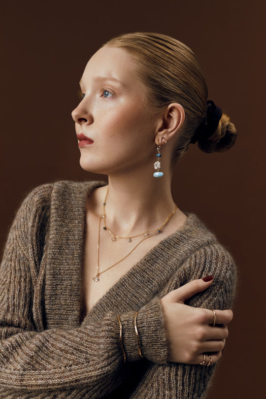 Vök Teardrop Necklace