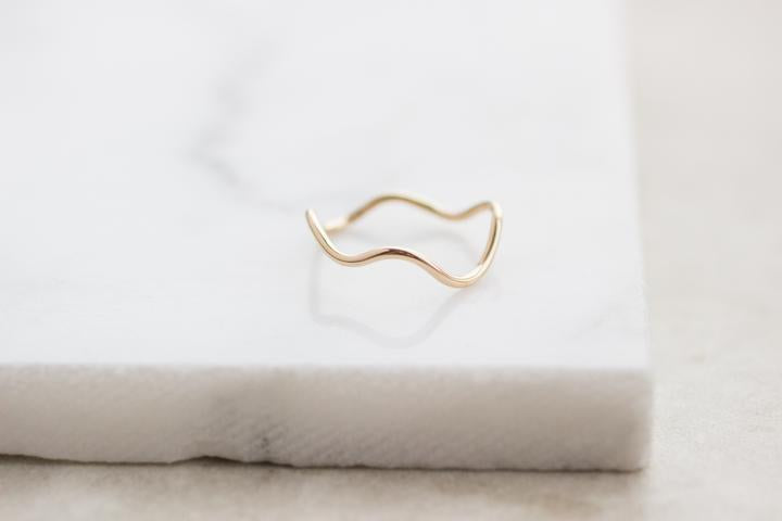 Wave Ring - 14k Gold