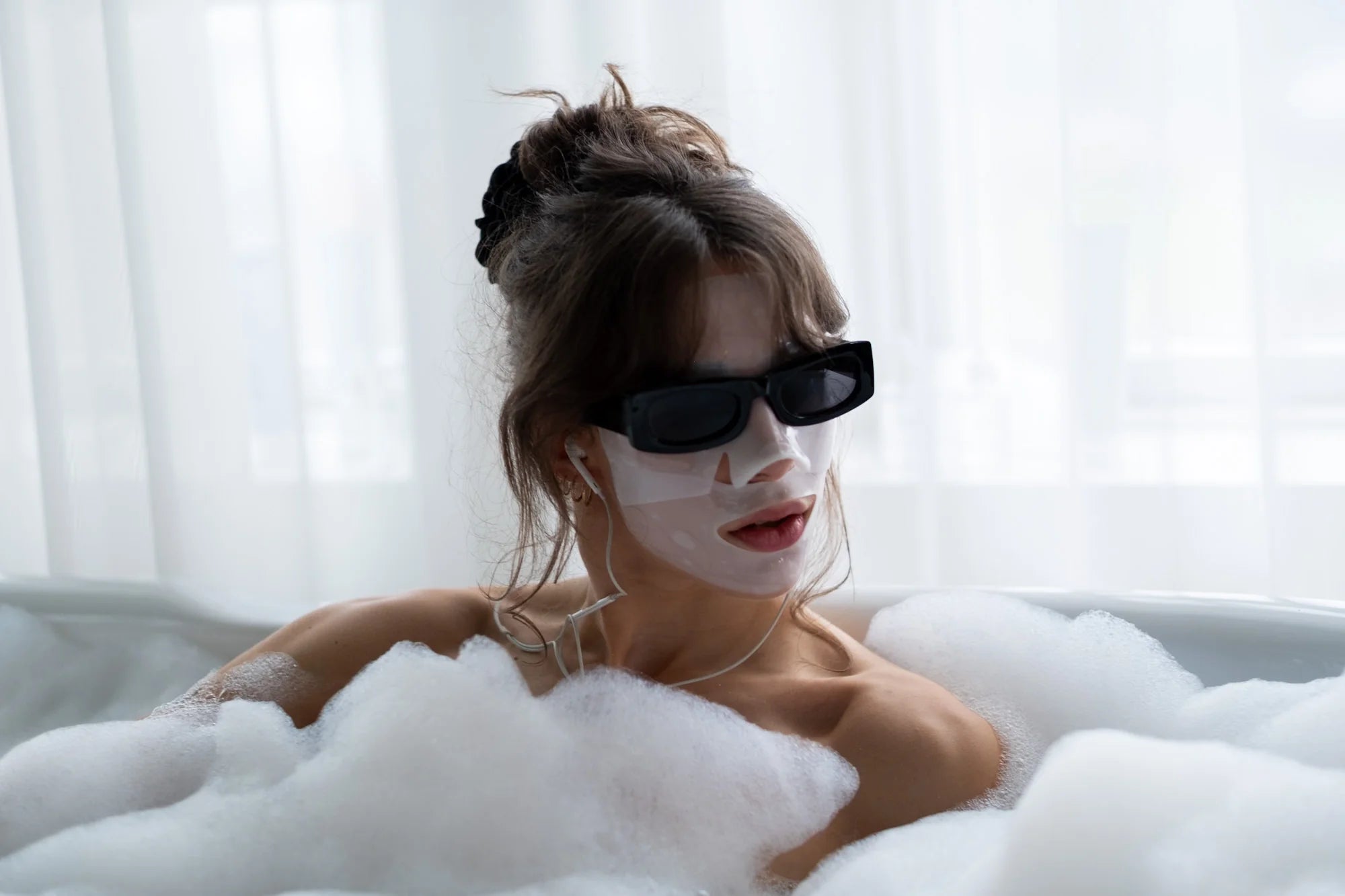 Ljóma [ˈljouːma] dew mask