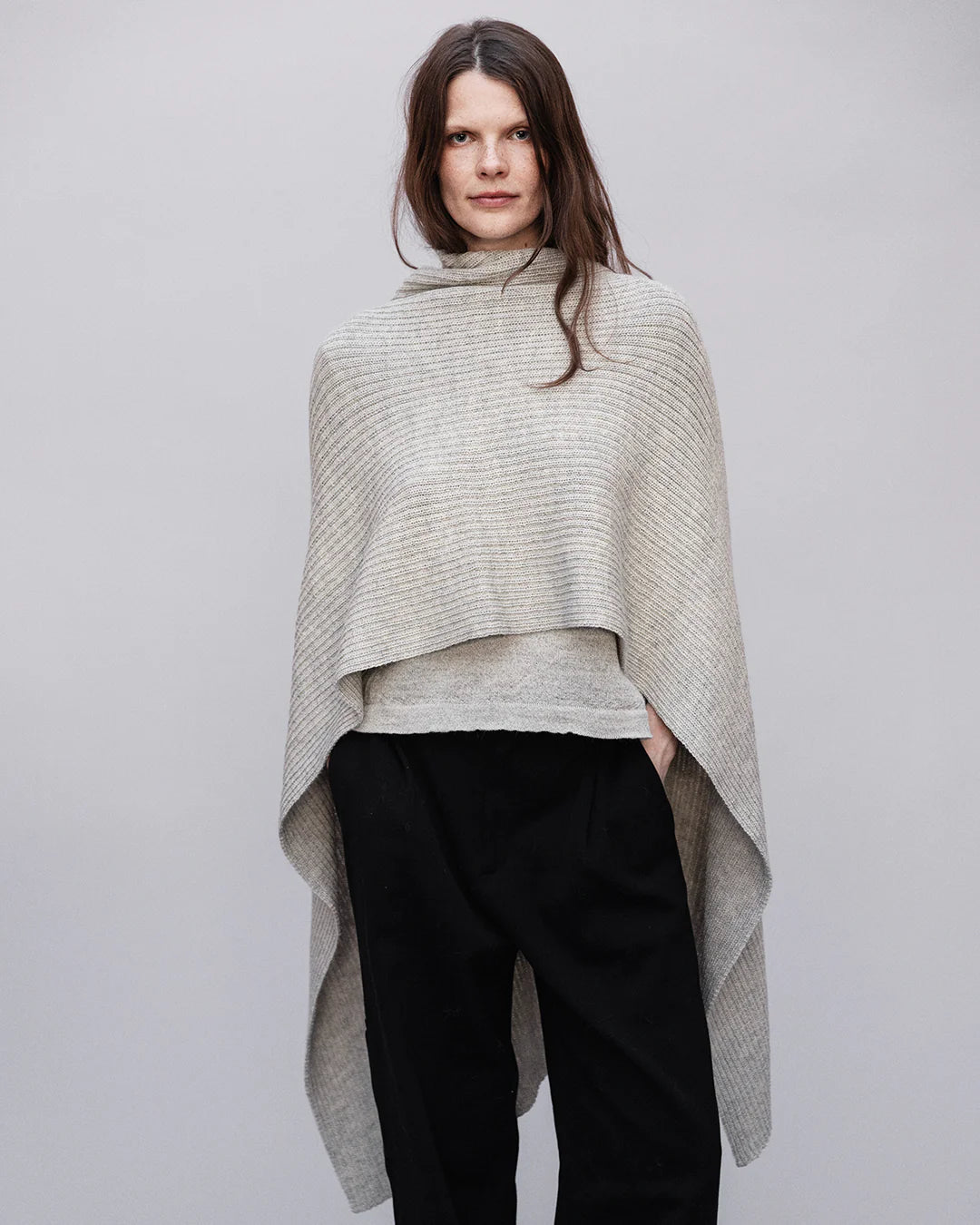 Alpaca Rib Cape - Pale Grey