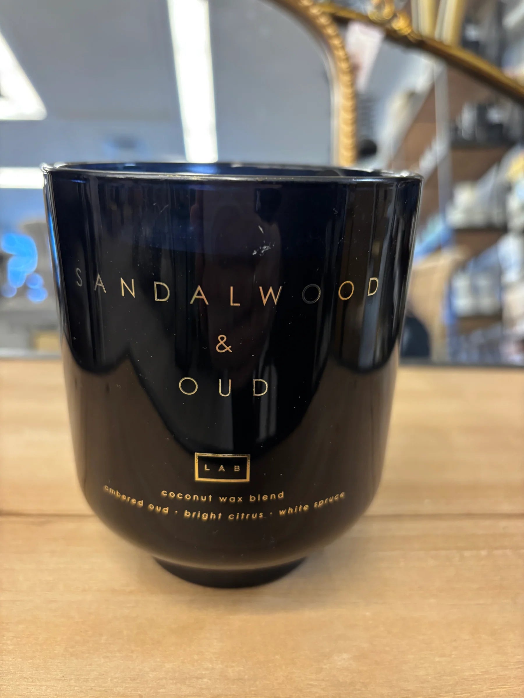 Sandalwood & Oud - stórt
