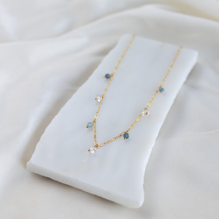 Vök Teardrop Necklace