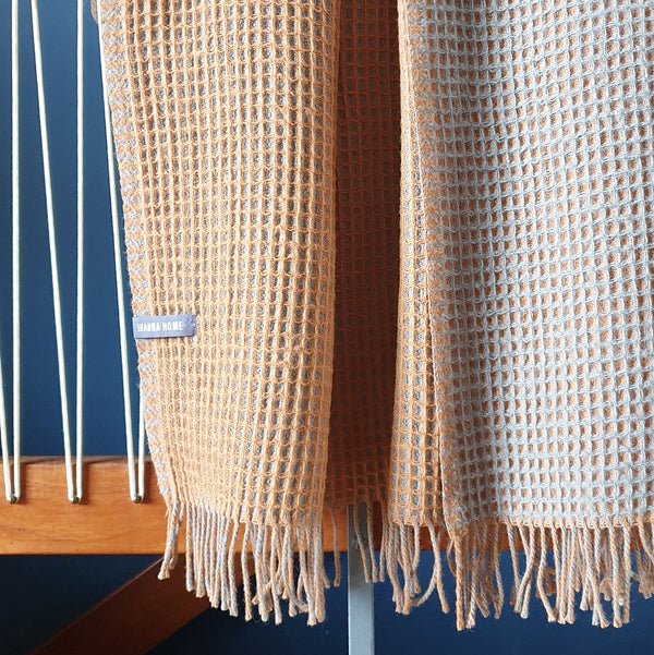 Vöfflur Ullarteppi - blátt/beige